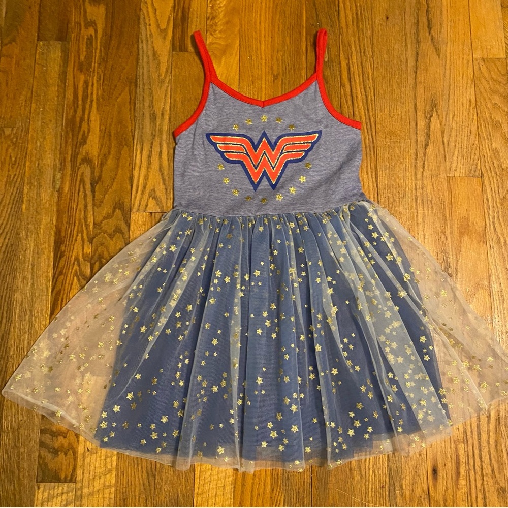 DC Wonder Woman Girls Dress Size M (7/8)